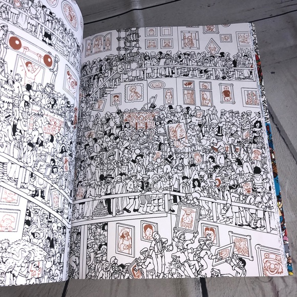 Where’s Waldo? The Coloring Book - Picture 6 of 8